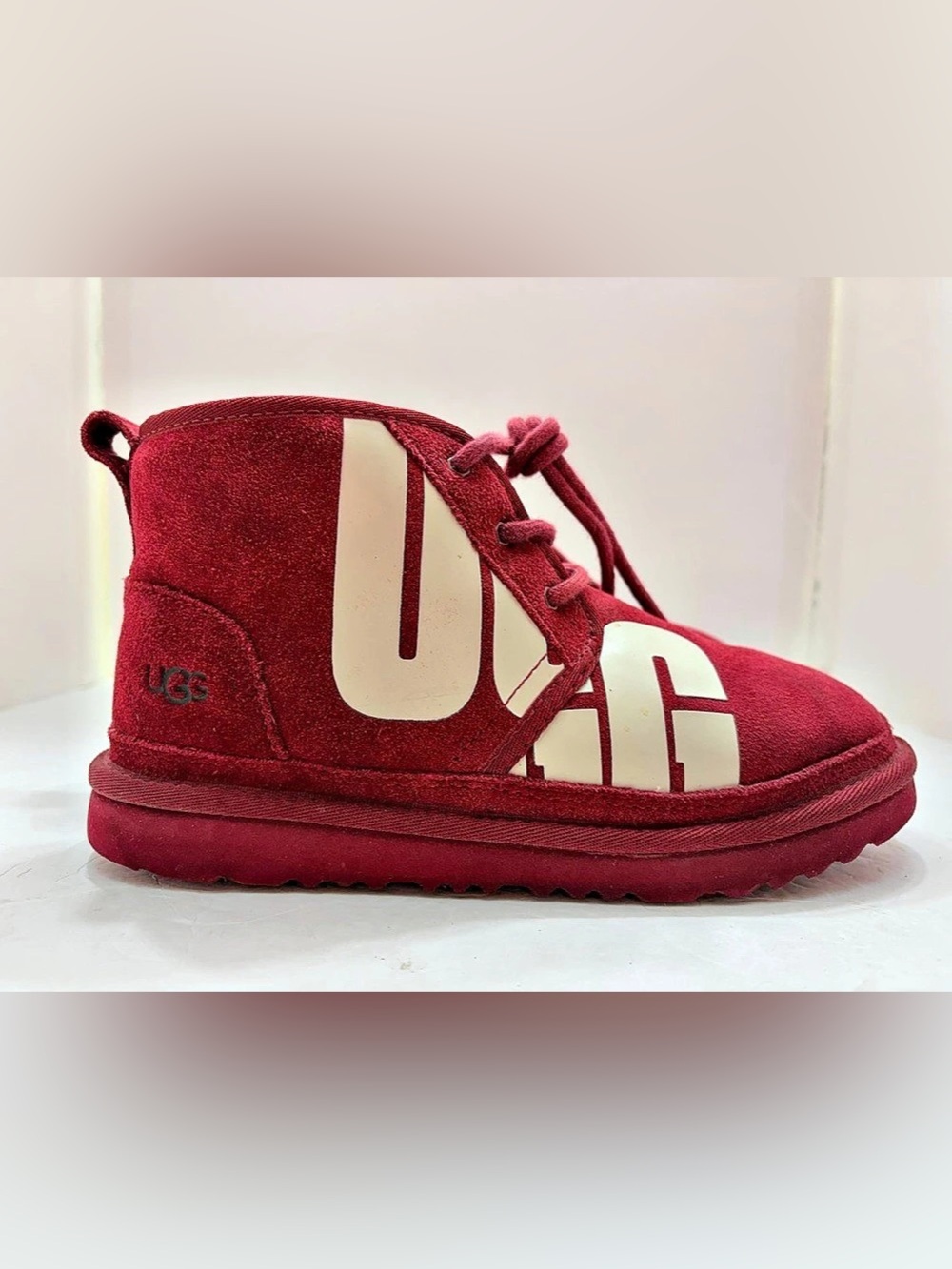 UGG Kids Classic Heritage Graphic Bootie Red Suede Sz 5 / EU 37